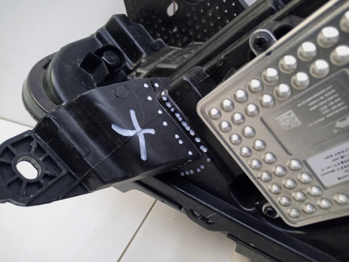 Фара правая