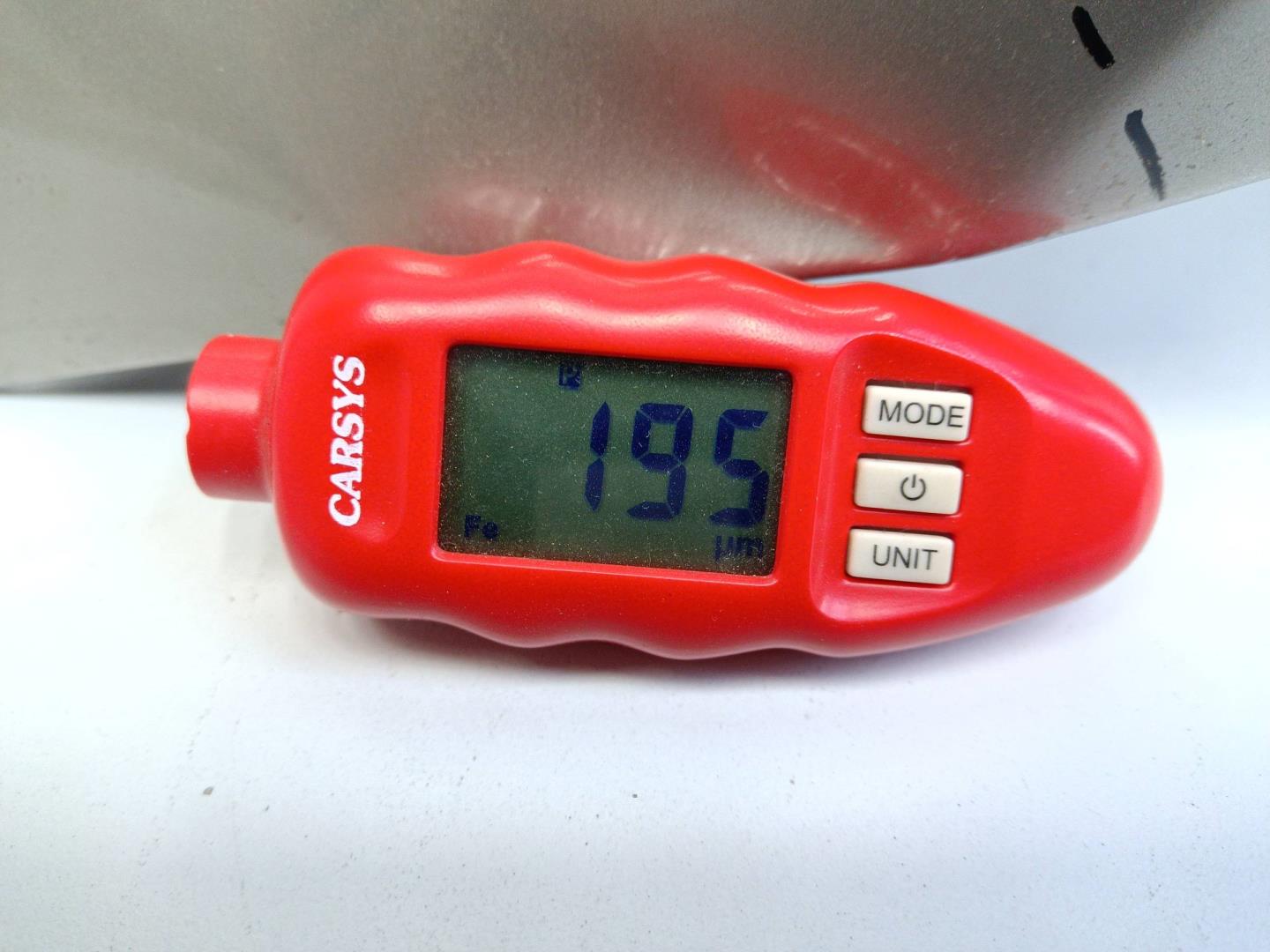 Крыло переднее левое