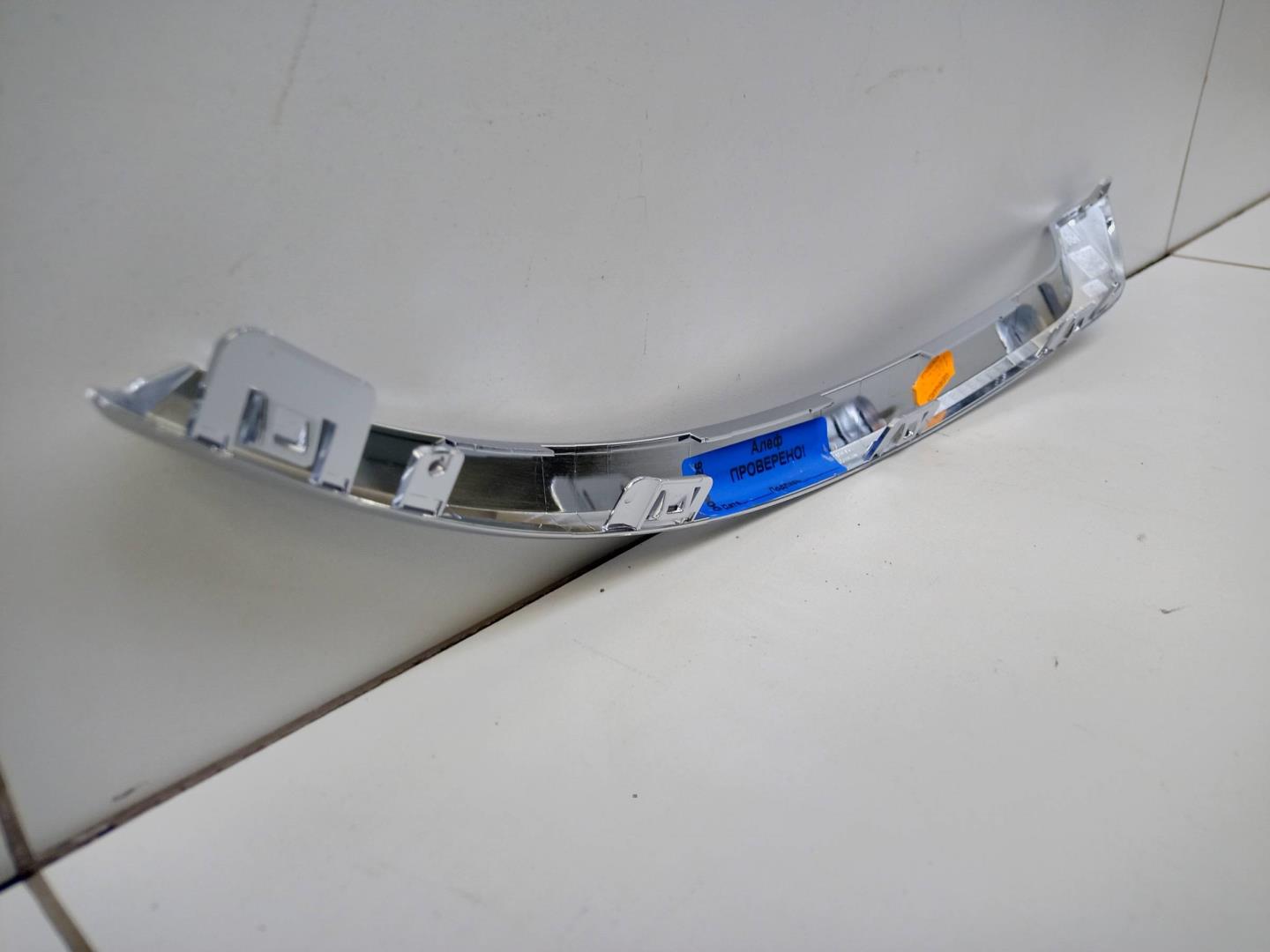 Накладка заднего бампера правая