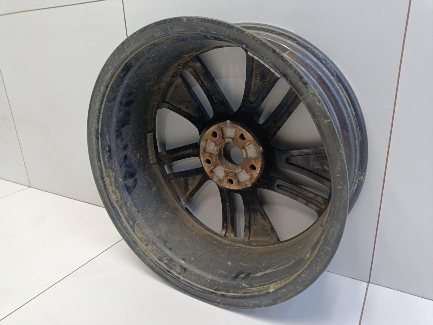 Диск колесный литой легкий сплав