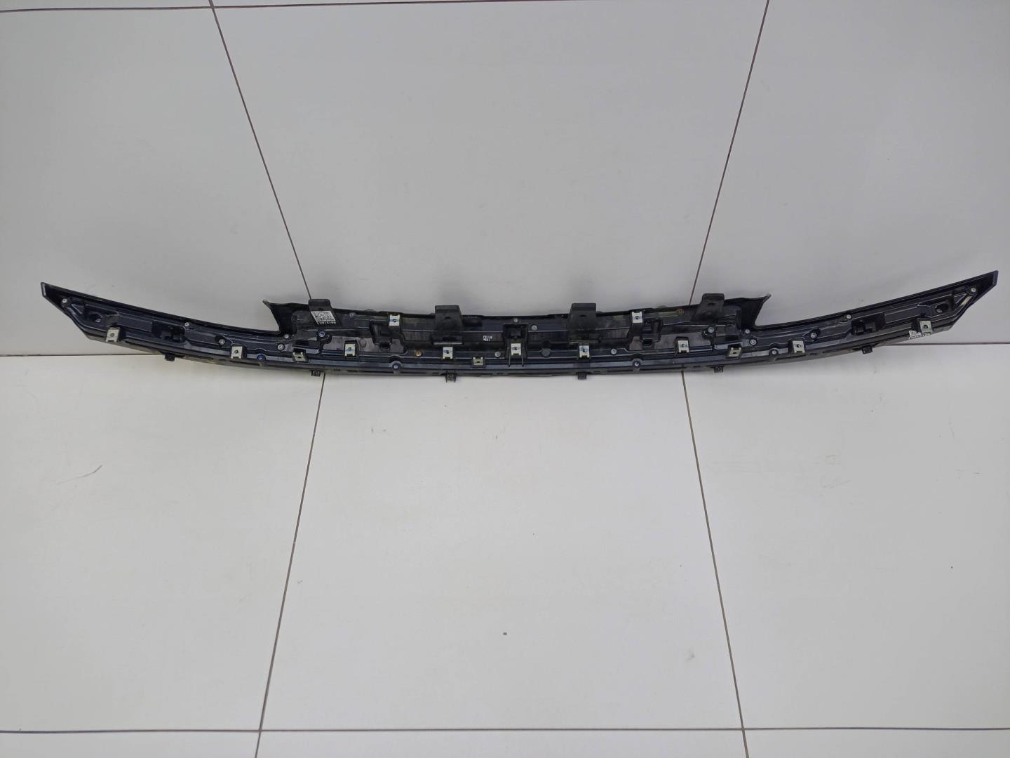 Накладка на решетку радиатора