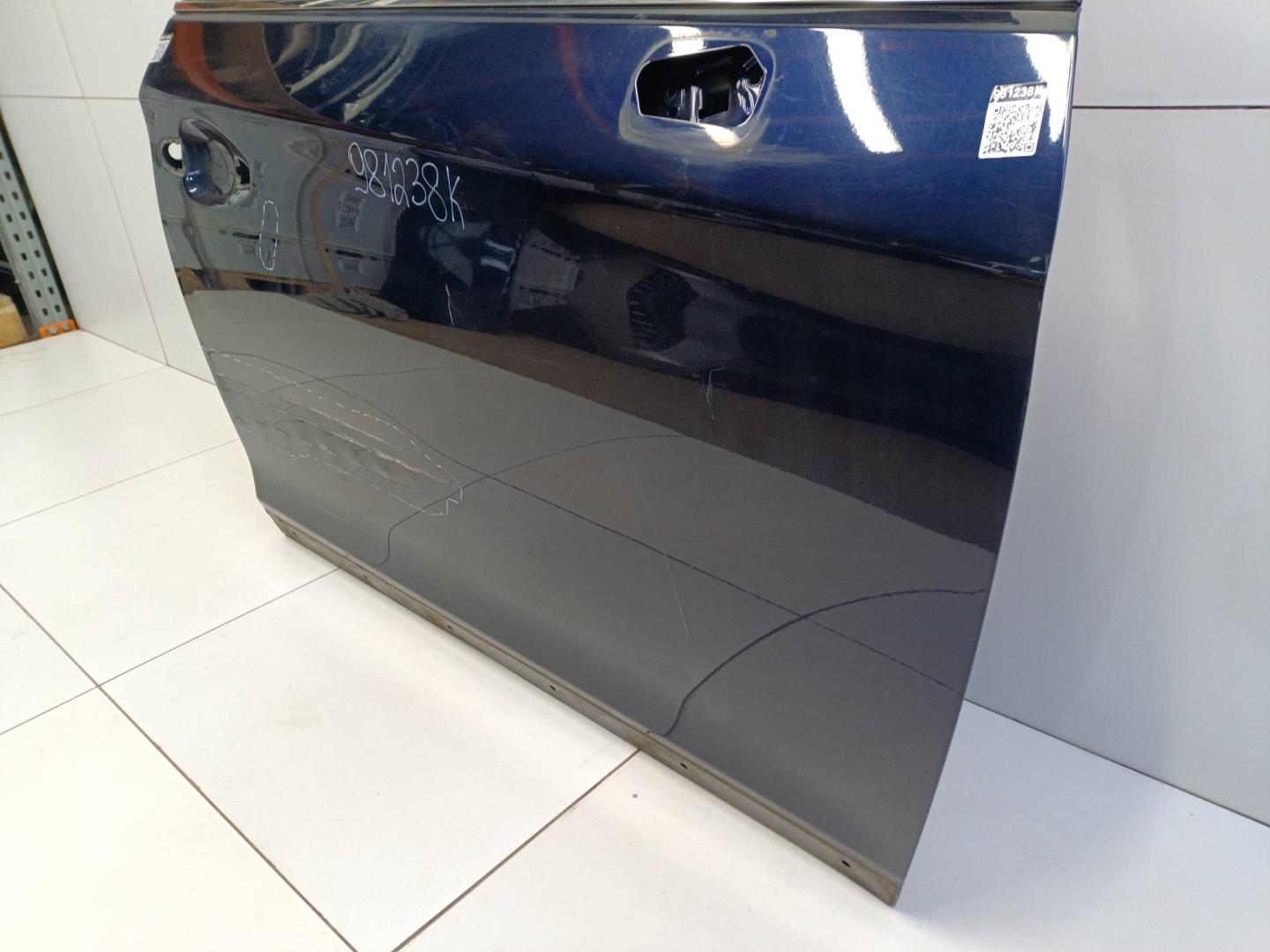 Дверь передняя правая