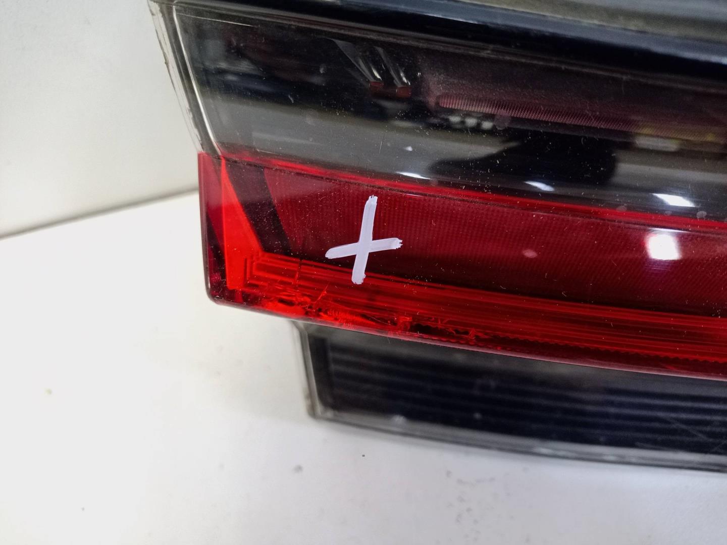 Фонарь задний (стоп сигнал)