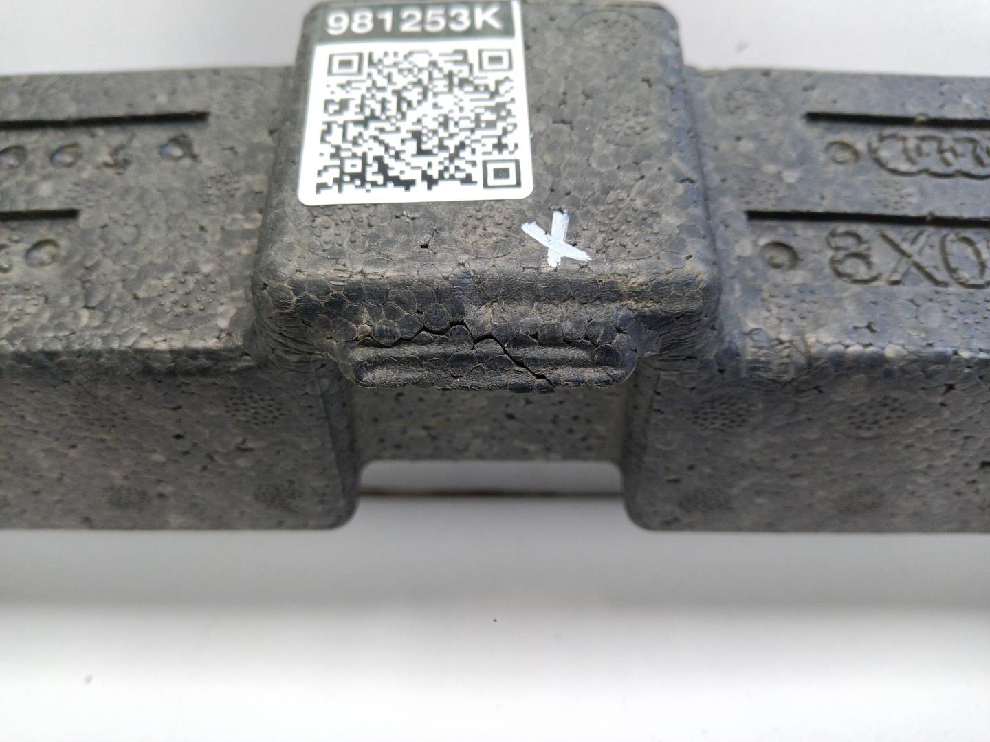 Наполнитель переднего бампера