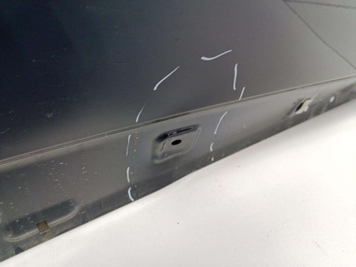 Дверь передняя правая