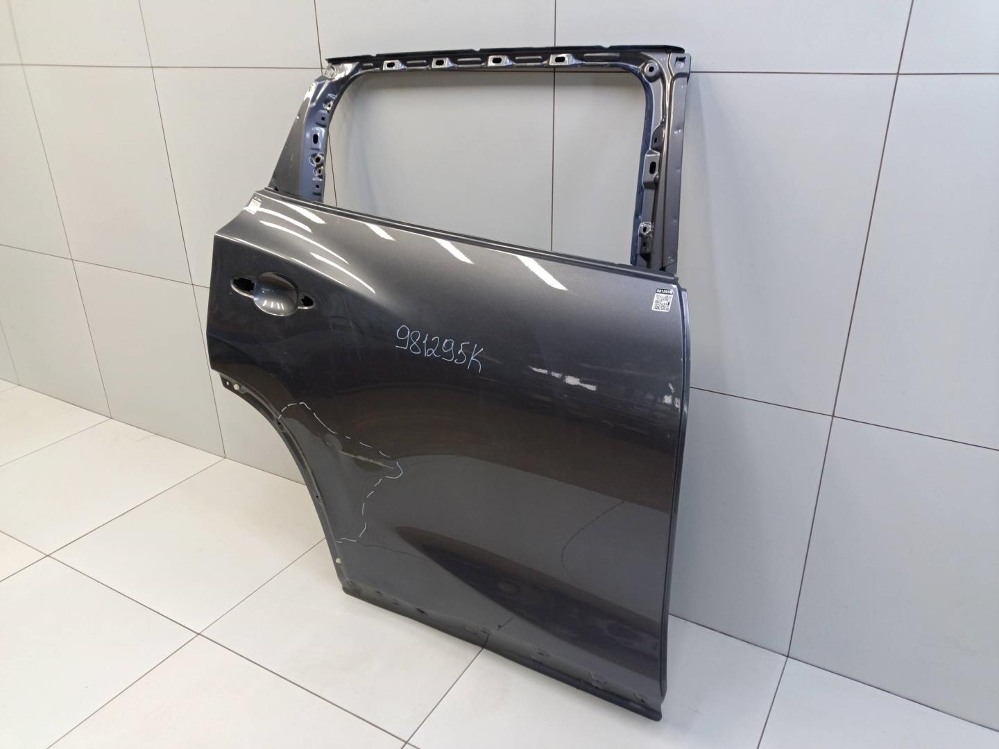 Дверь задняя правая