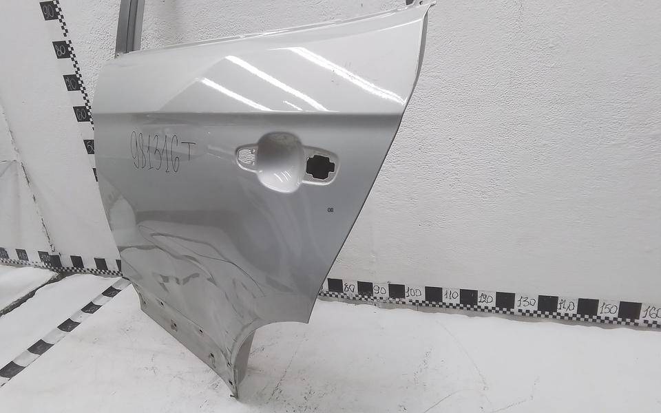 Дверь задняя левая