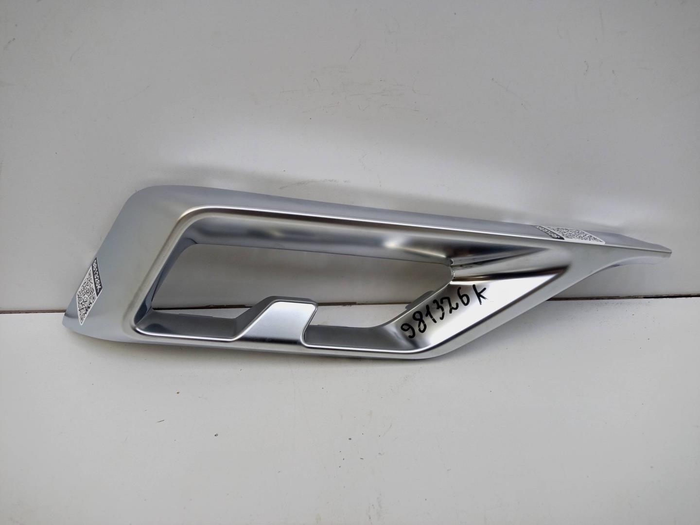 Накладка заднего бампера левая