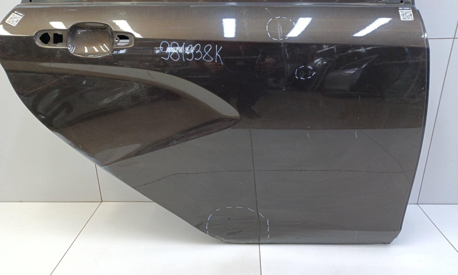 Дверь задняя правая