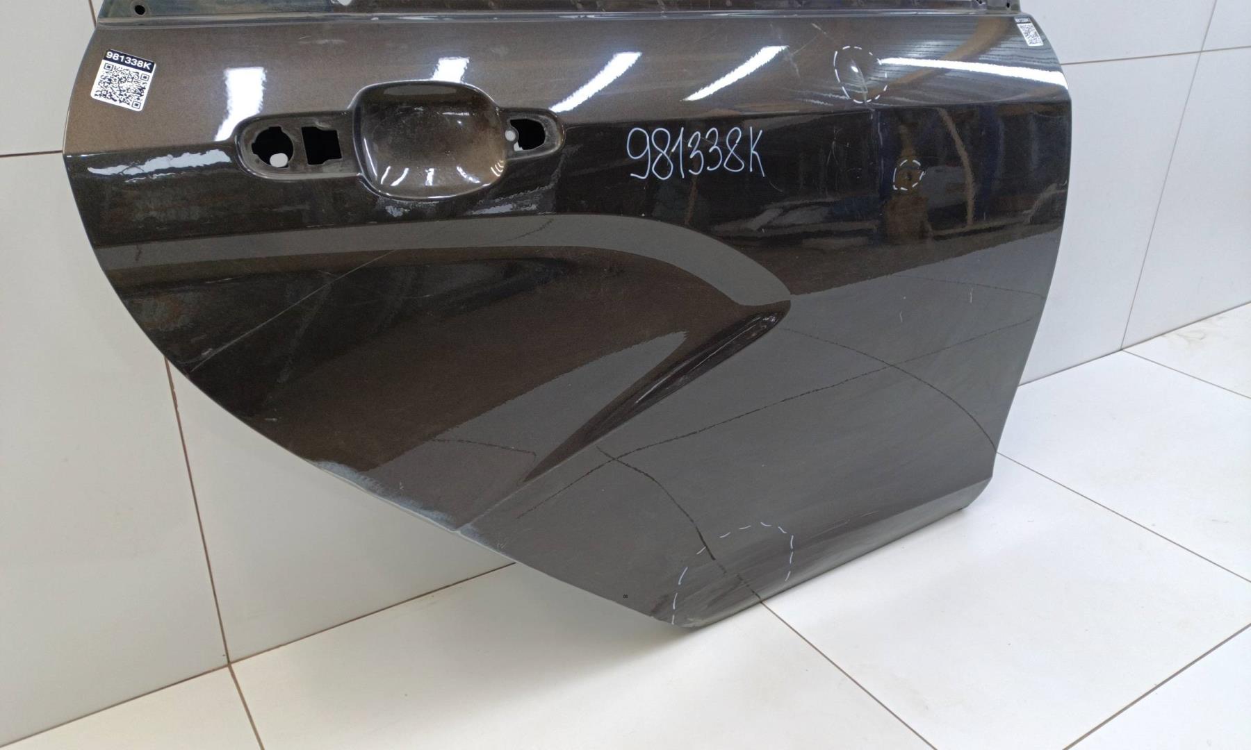 Дверь задняя правая