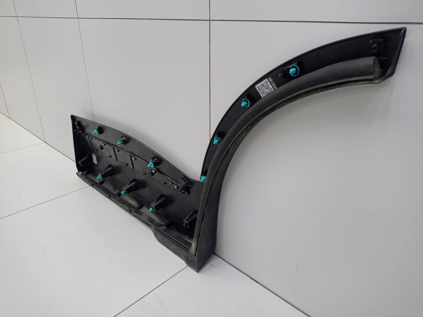 Накладка двери задней правой