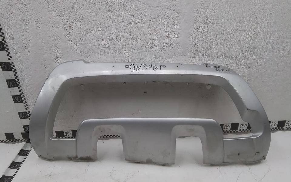 Накладка переднего бампера