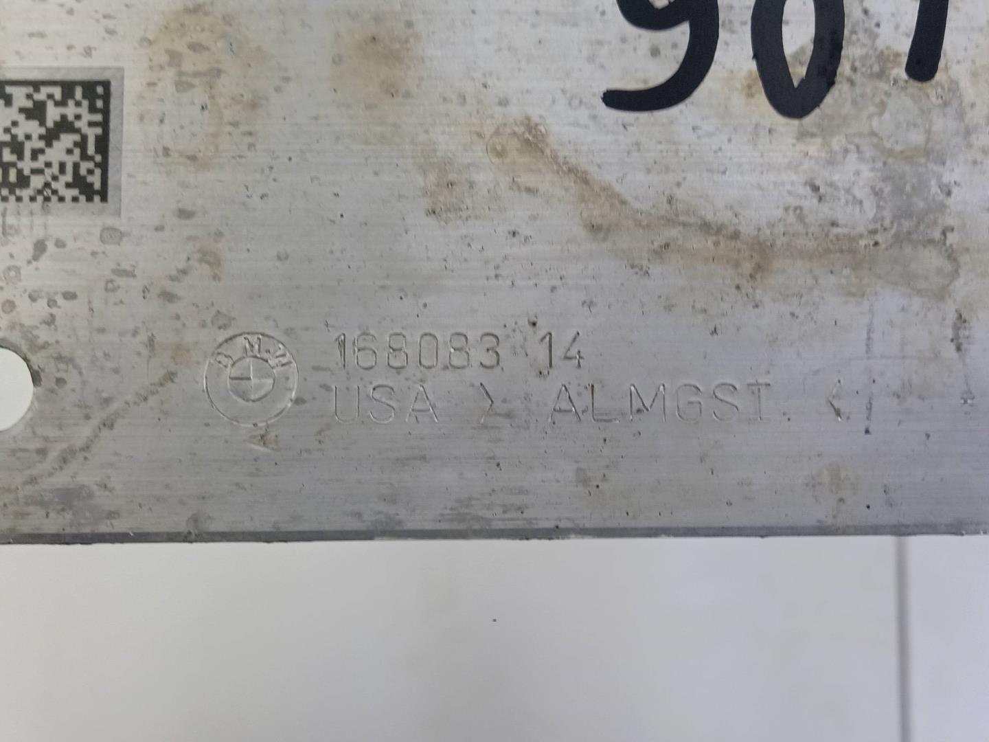 Усилитель переднего бампера