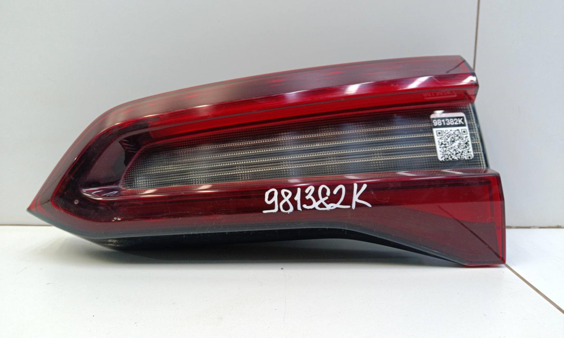 Фонарь задний внутренний правый