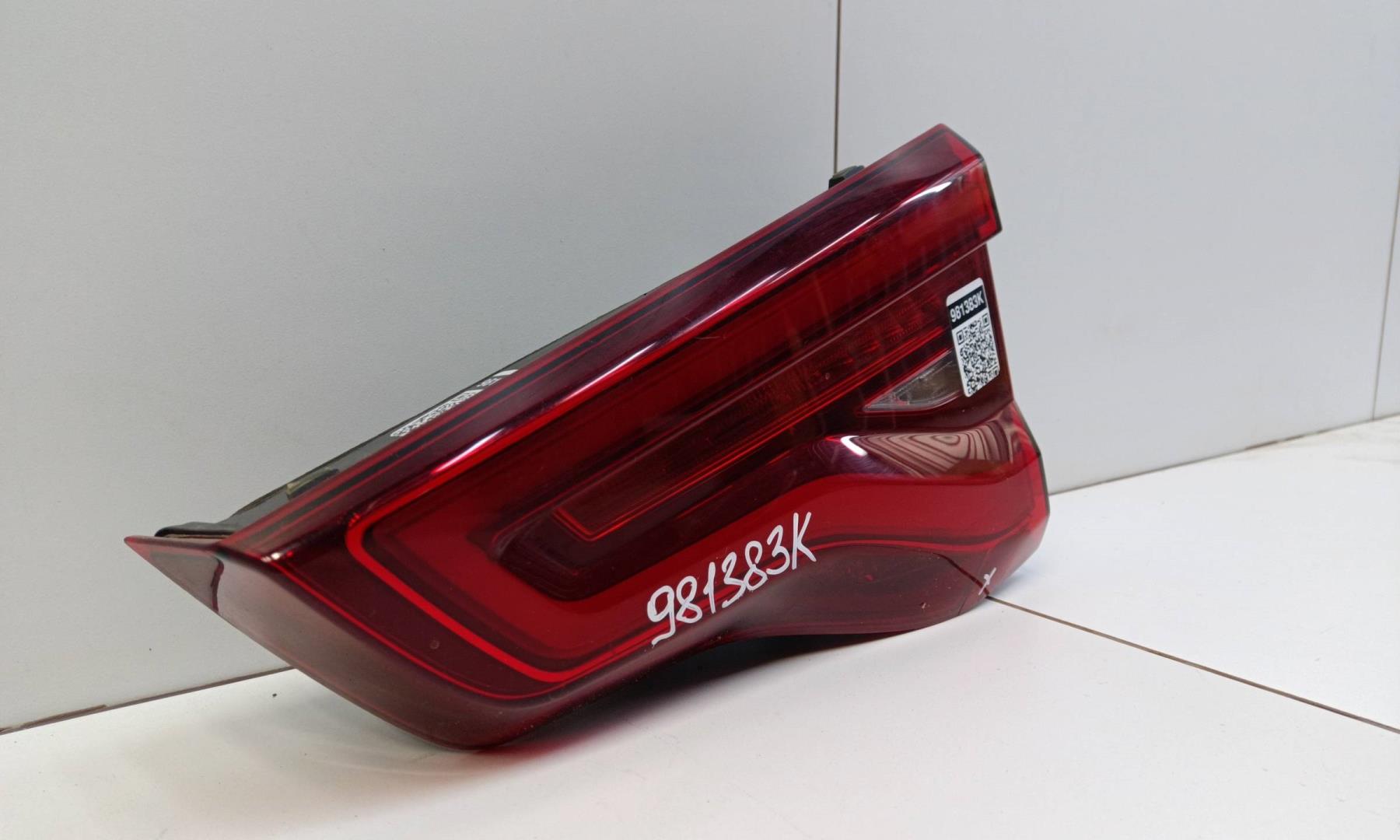 Фонарь задний внутренний правый