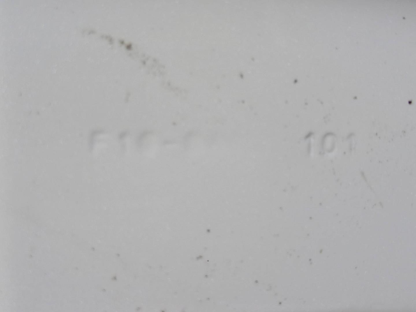 Крыло переднее левое