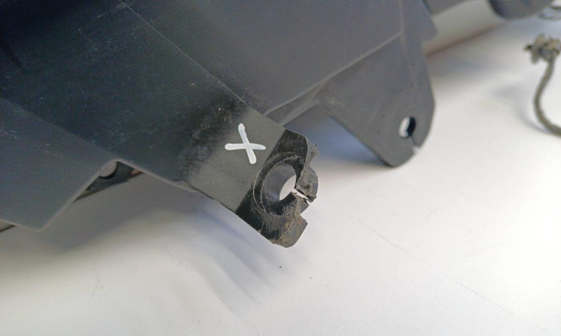 Фара дневного света левая (ходовые огни)