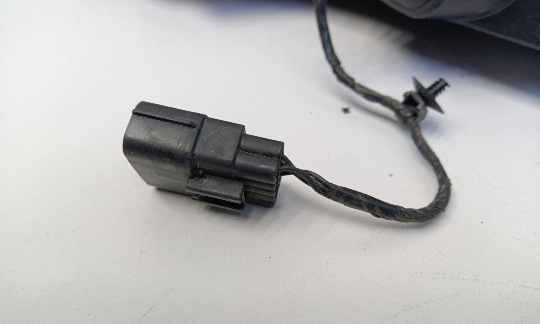 Фара дневного света левая (ходовые огни)