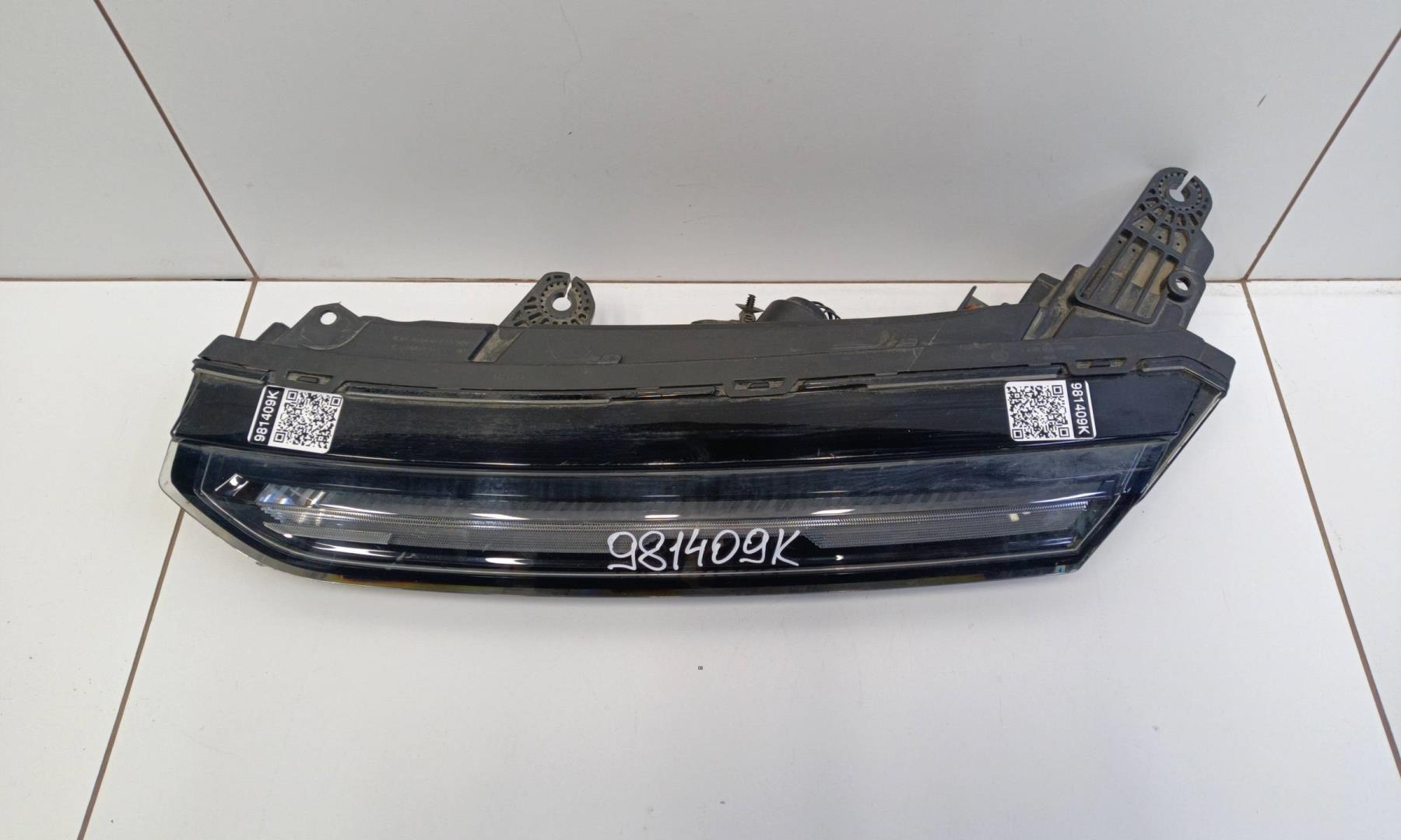 Фара дневного света левая (ходовые огни)