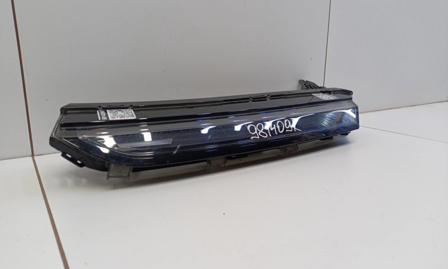 Фара дневного света левая (ходовые огни)