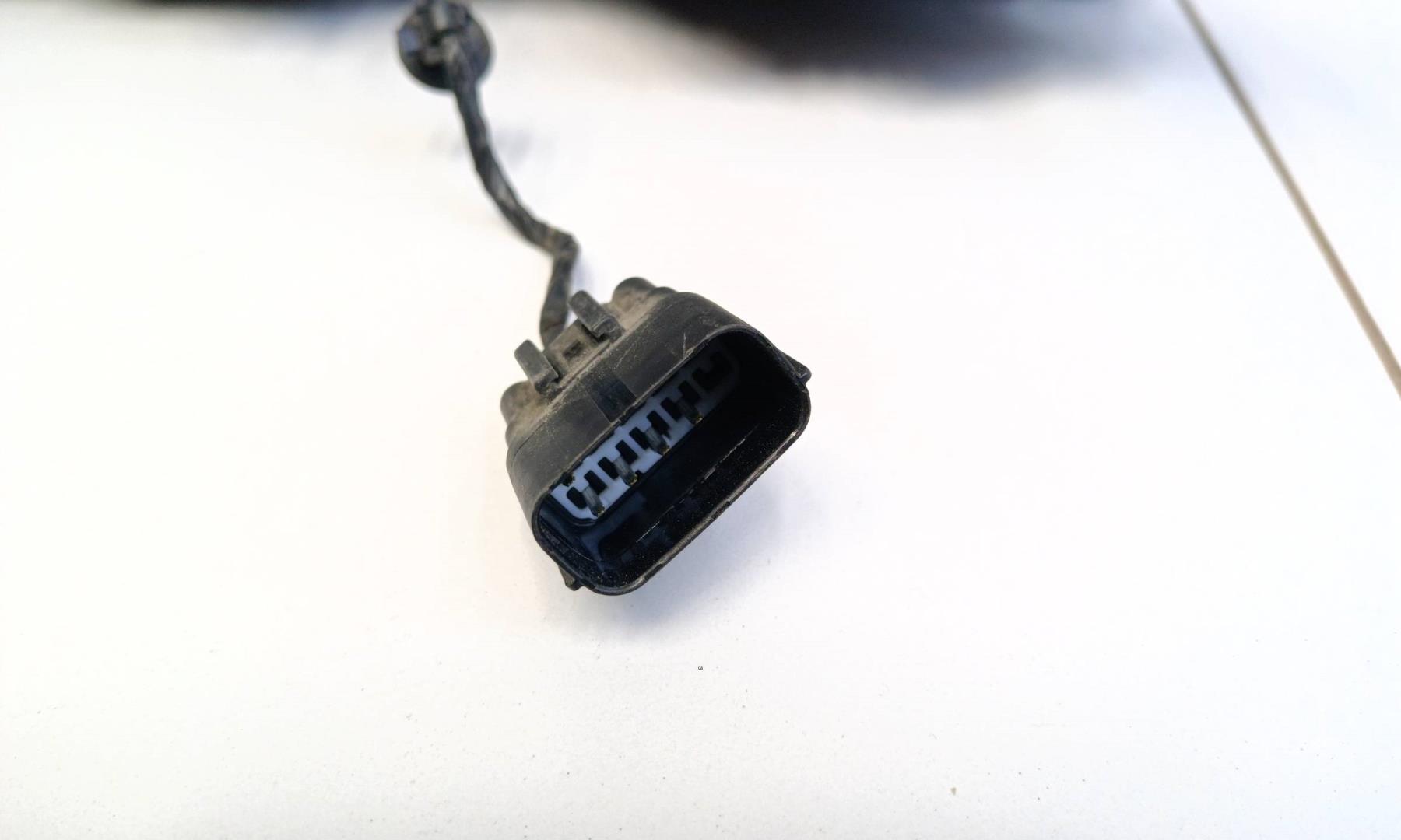 Фара дневного света правая (ходовые огни)