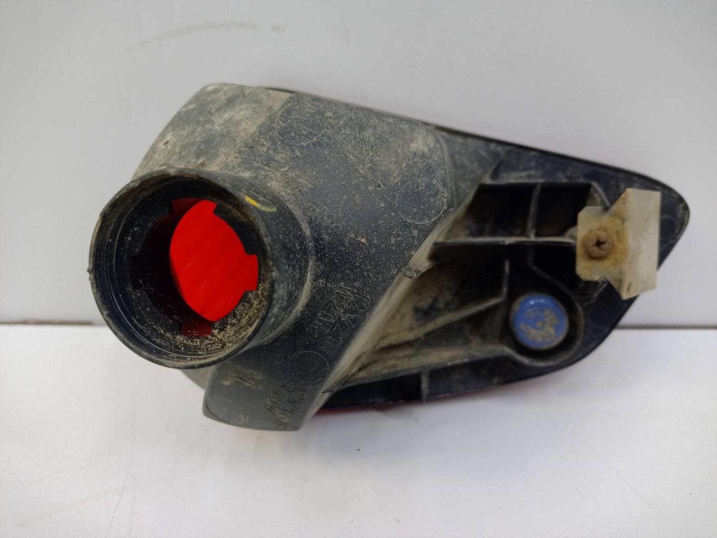 Фонарь задний в бампер левый