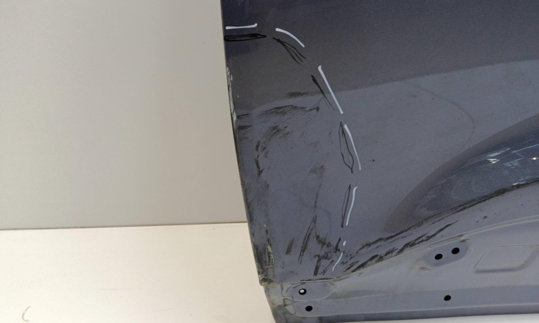 Дверь передняя левая