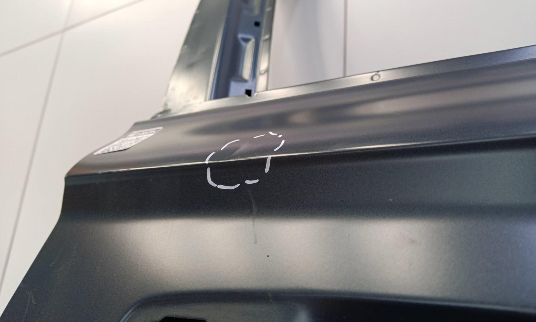 Дверь передняя правая