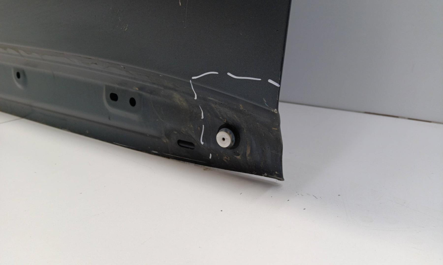 Дверь передняя правая