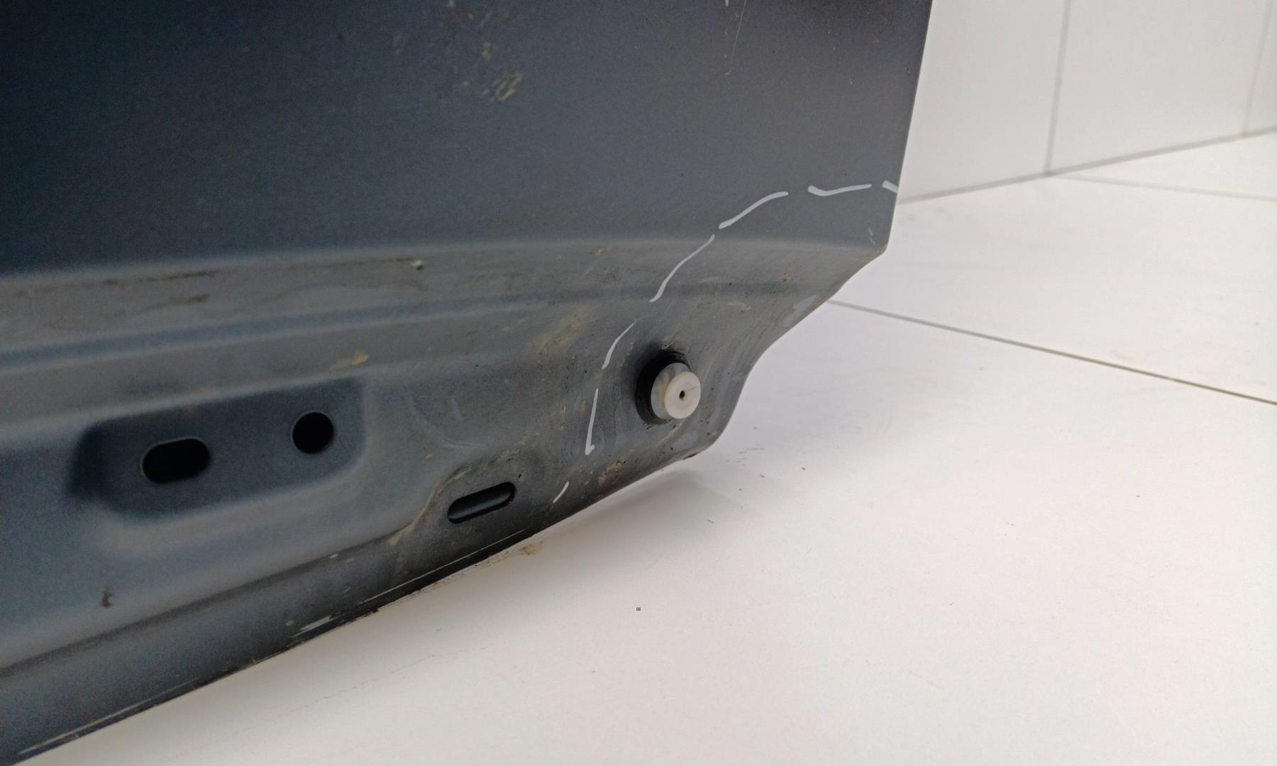 Дверь передняя правая