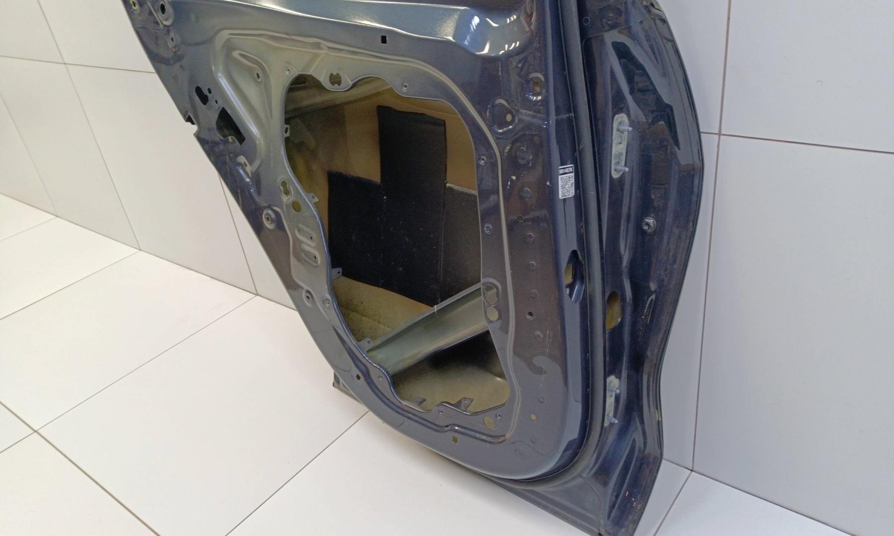 Дверь задняя левая