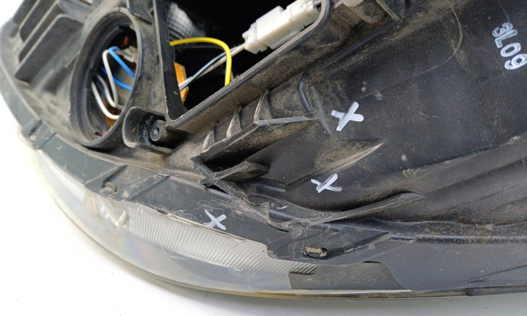 Фара правая