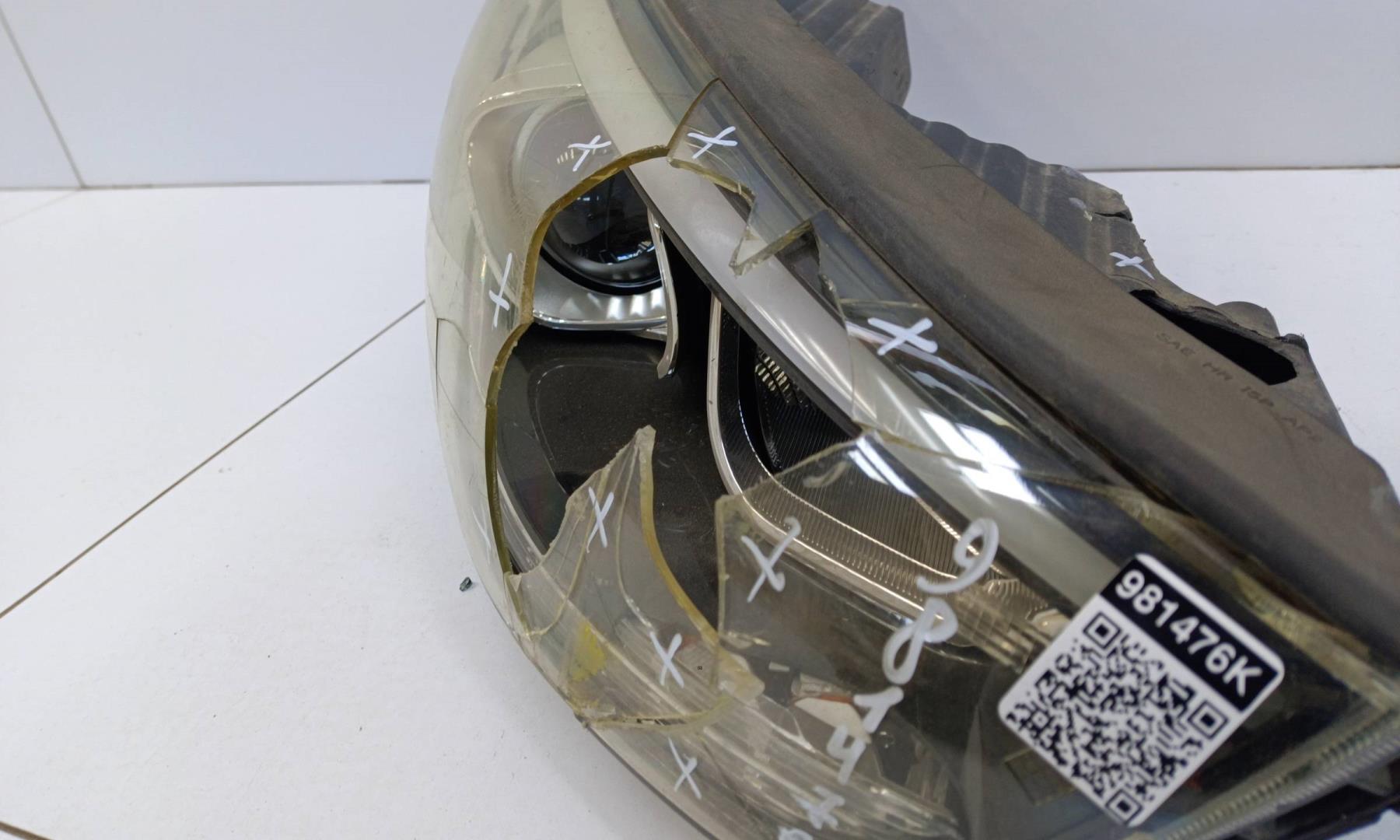 Фара правая