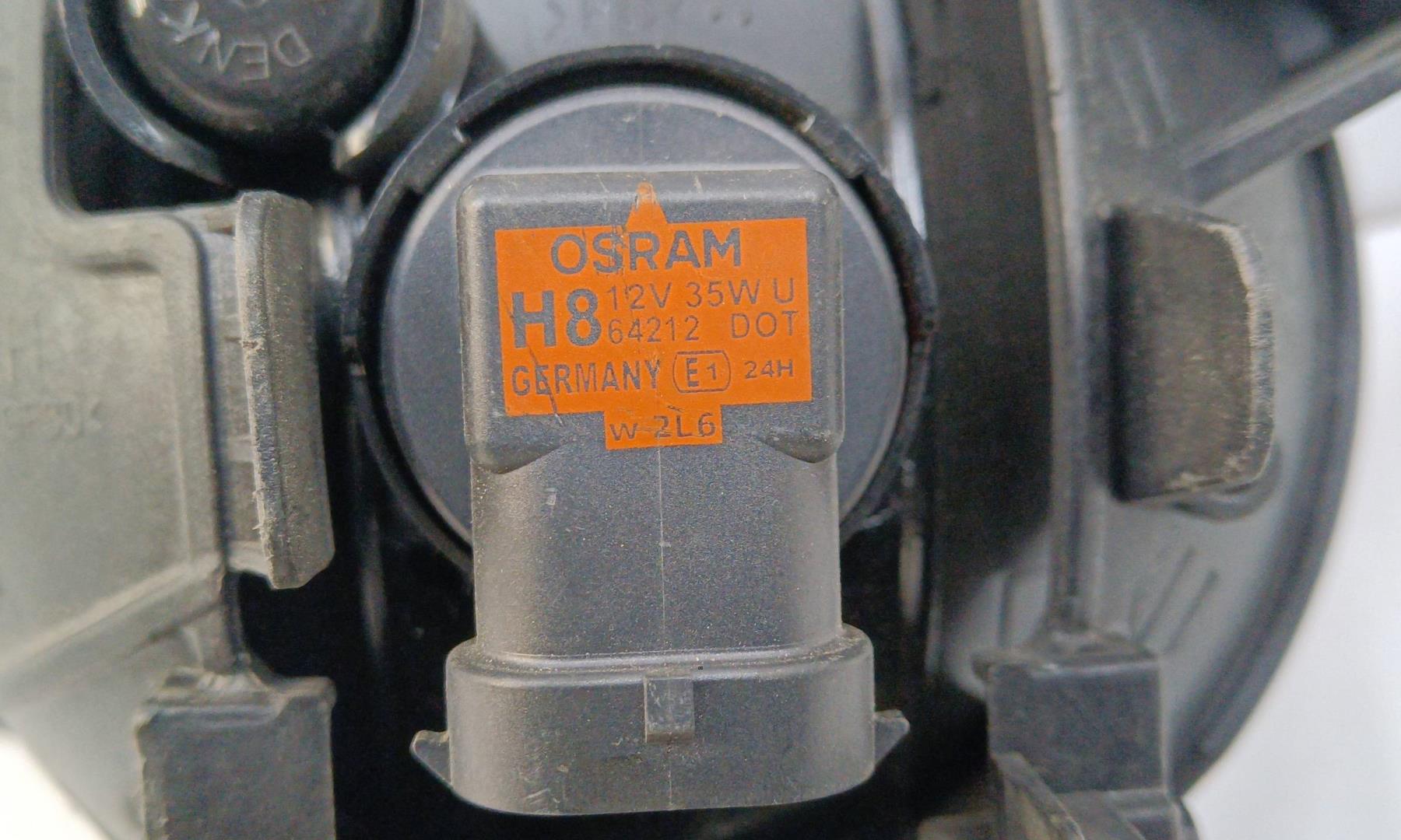 Фара противотуманная правая