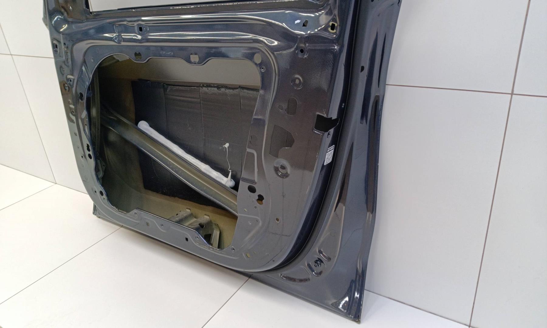 Дверь передняя правая