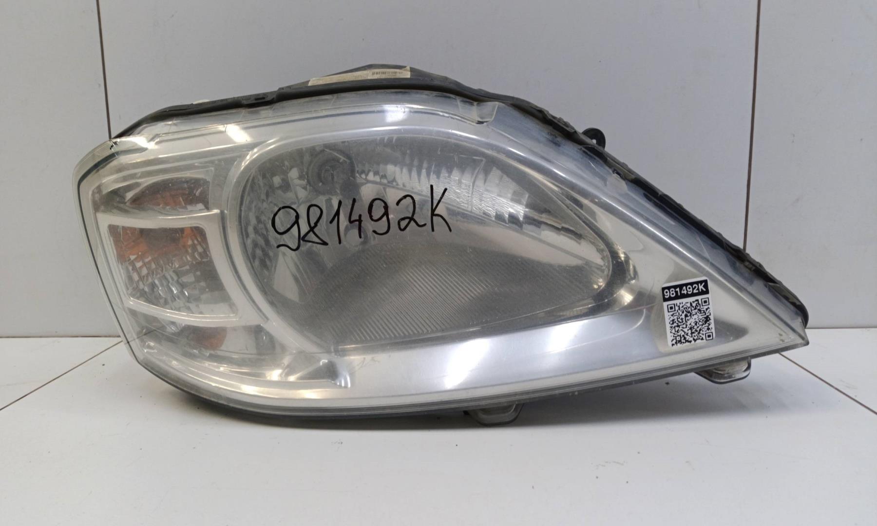 Фара правая