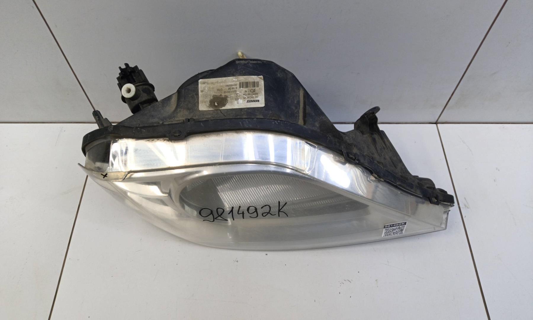 Фара правая