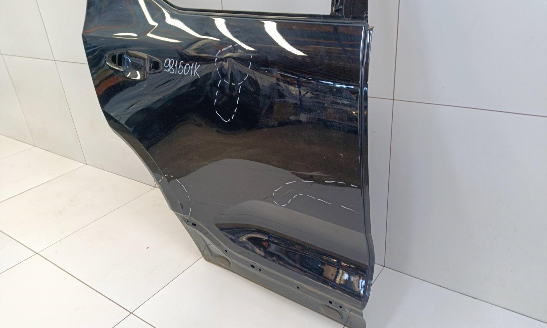 Дверь задняя правая