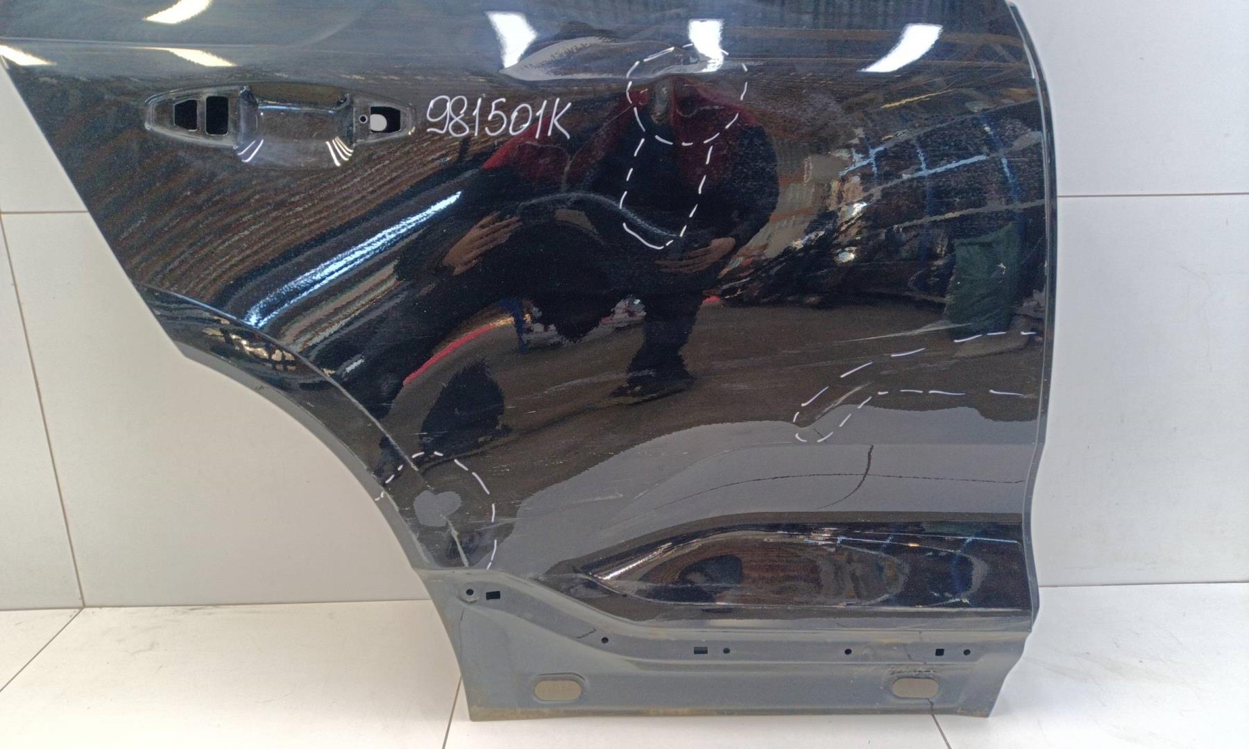 Дверь задняя правая