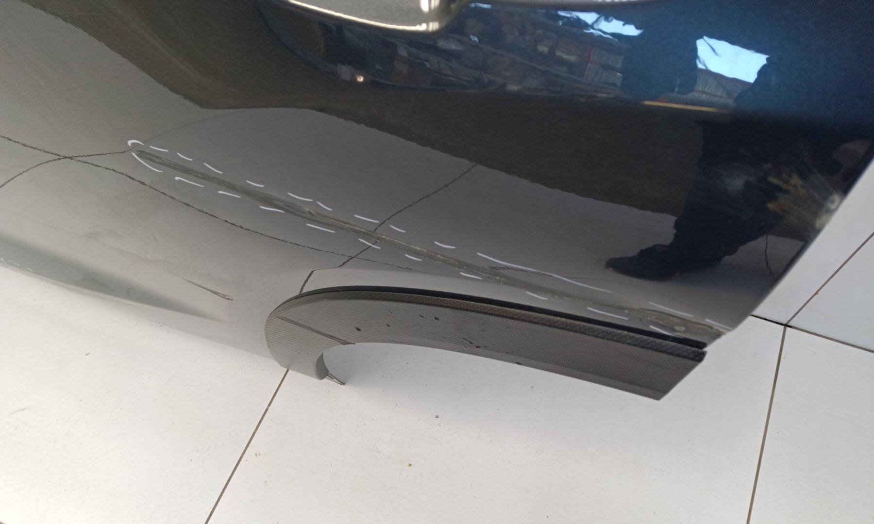 Дверь задняя левая