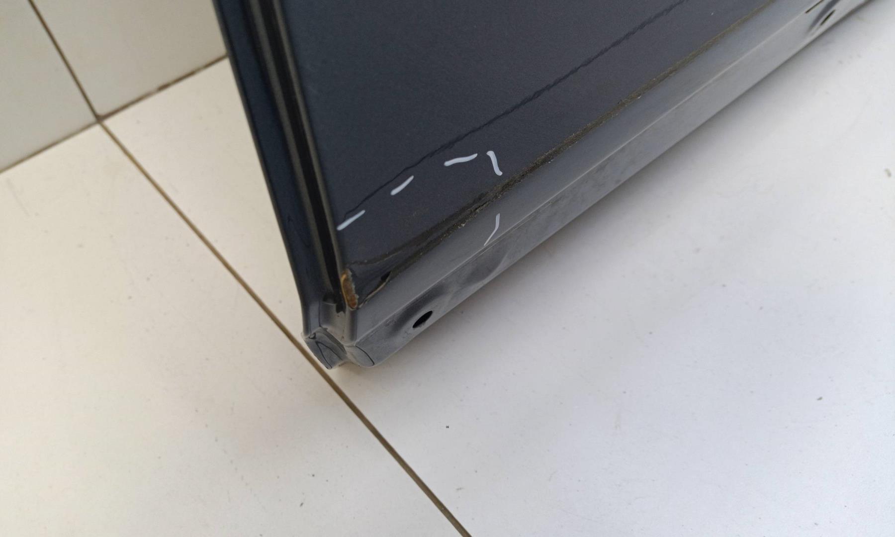 Дверь задняя левая