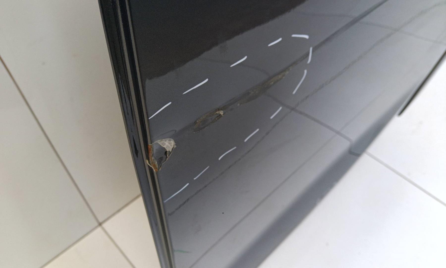 Дверь задняя левая