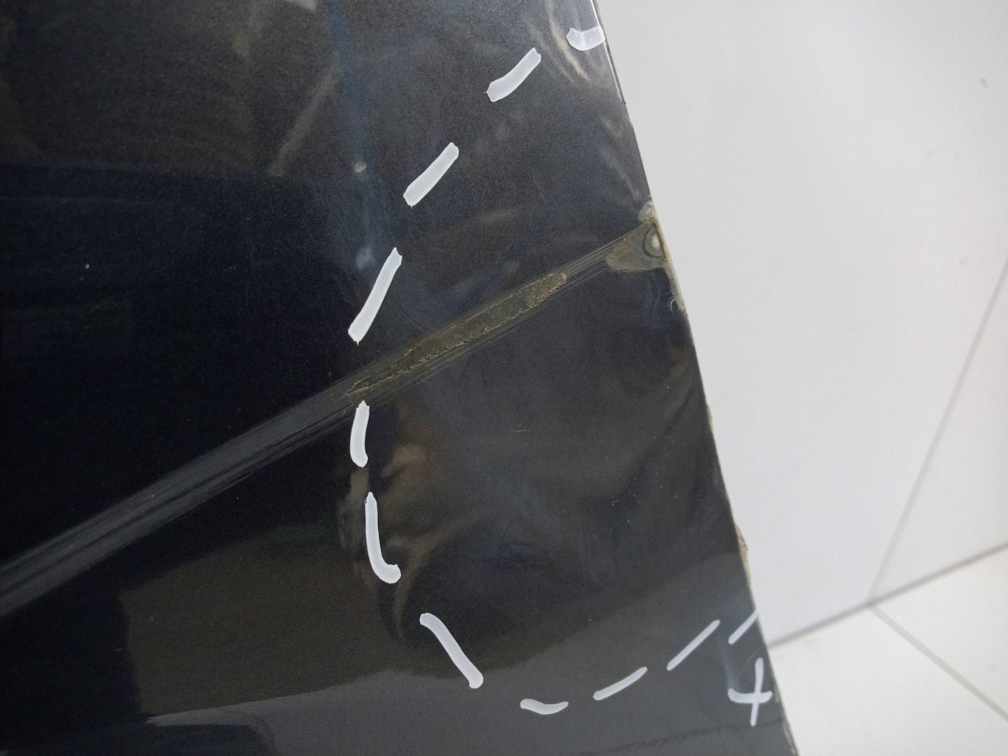 Крыло переднее левое