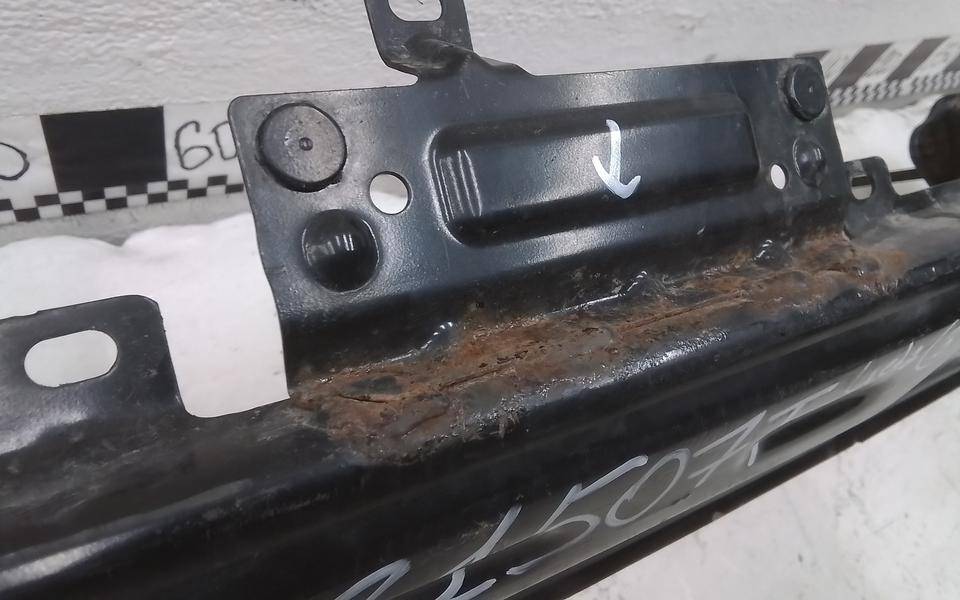 Усилитель заднего бампера