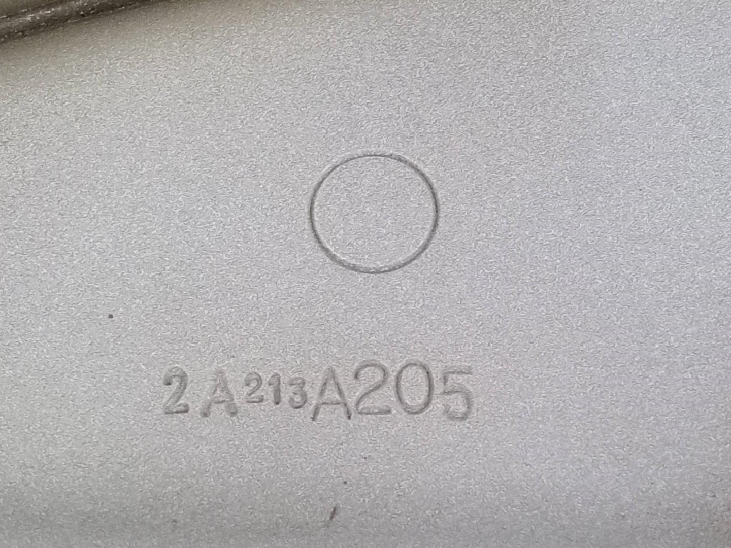 Крыло переднее левое