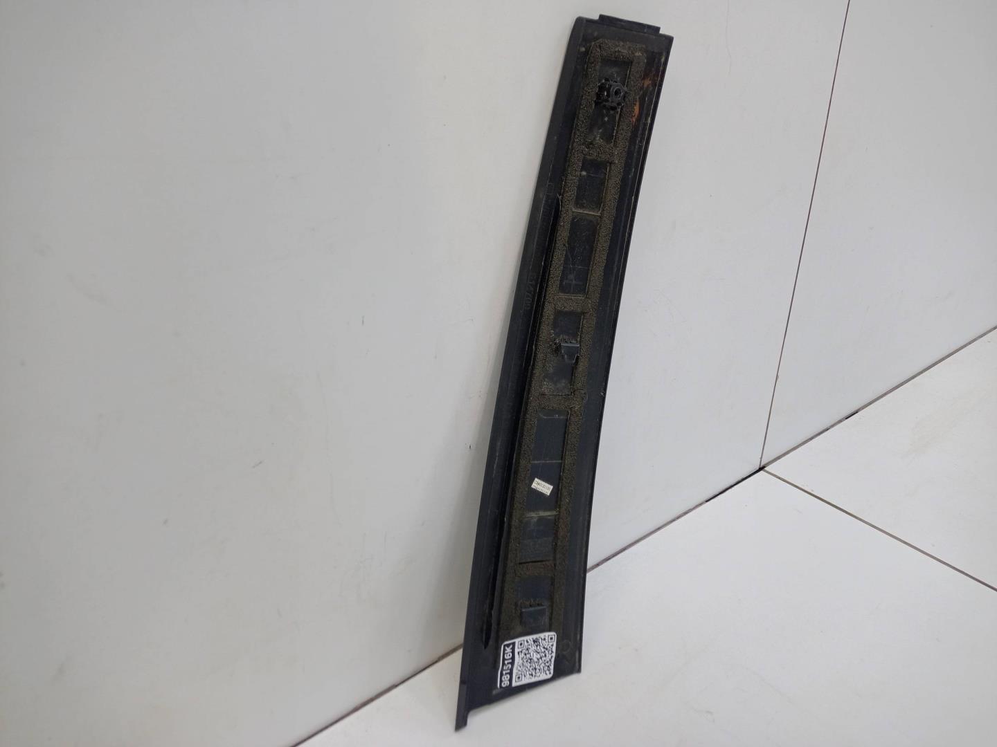 Накладка стойки