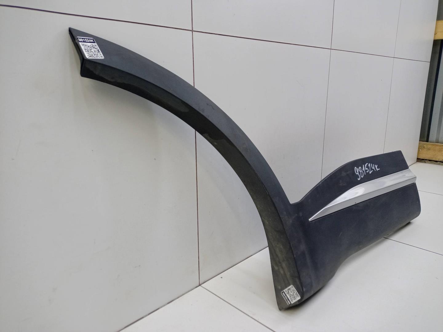 Накладка двери задней правой