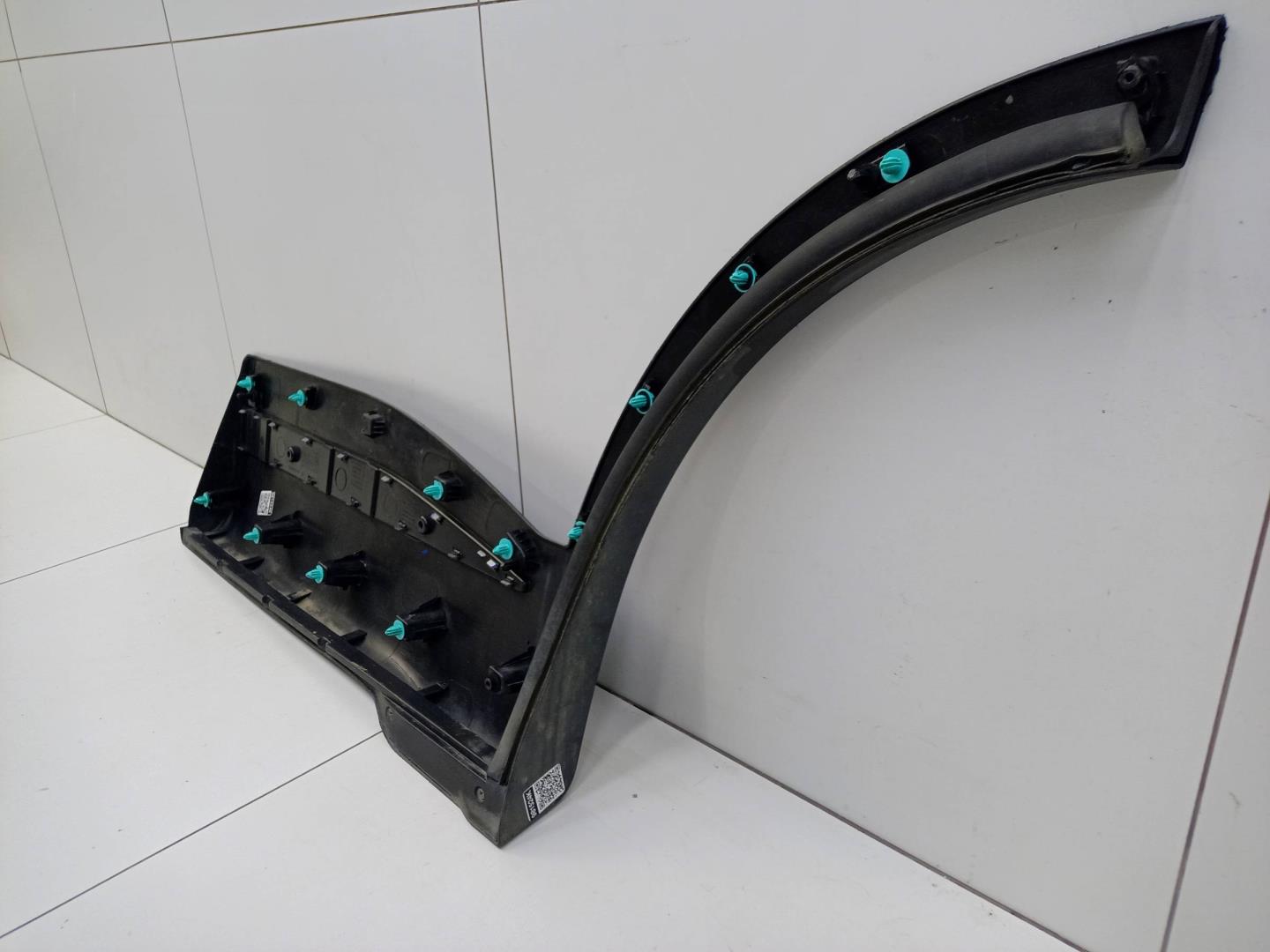 Накладка двери задней правой