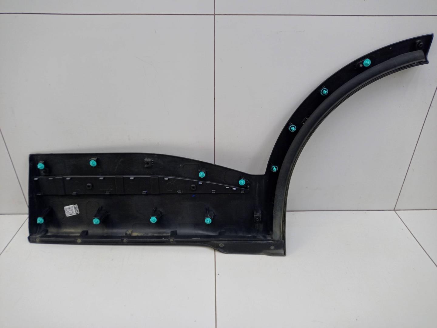 Накладка двери задней правой