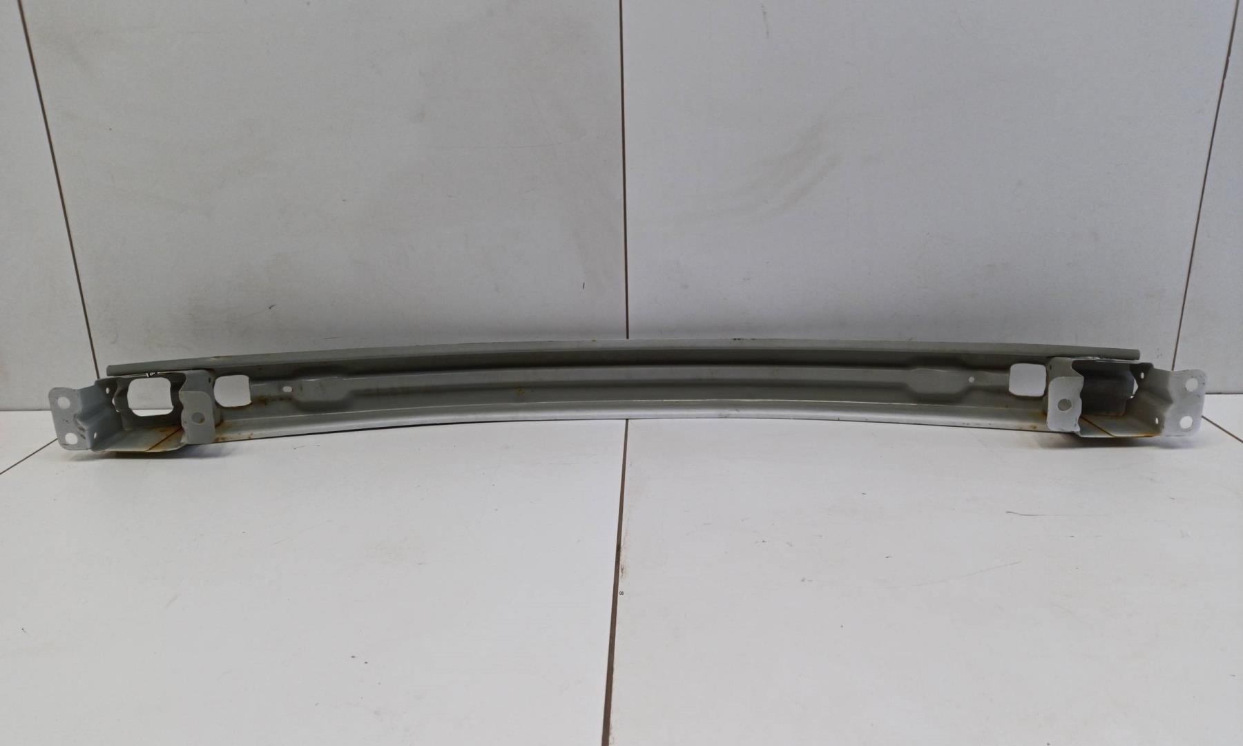 Усилитель заднего бампера